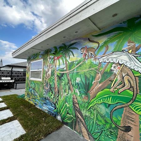 Jungle Cottage With Luxury Pool, Hot Tub And More! Lake Worth Beach Buitenkant foto