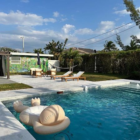 Jungle Cottage With Luxury Pool, Hot Tub And More! Lake Worth Beach Buitenkant foto