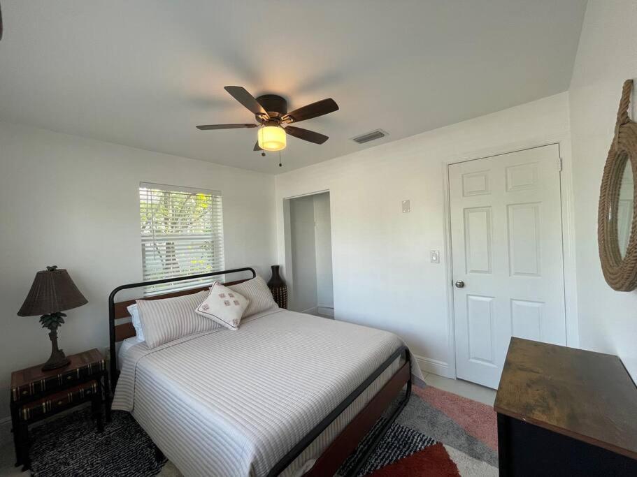 Jungle Cottage With Luxury Pool, Hot Tub And More! Lake Worth Beach Buitenkant foto