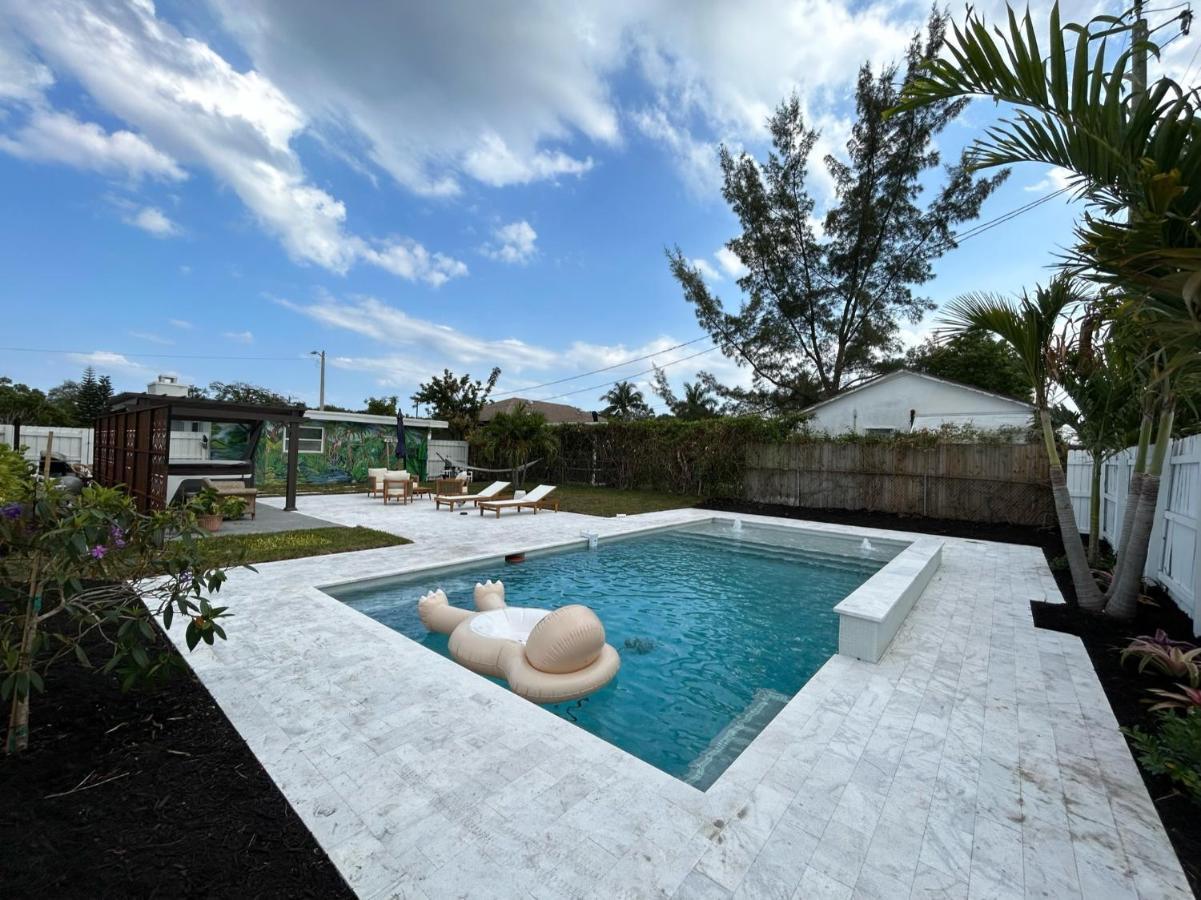 Jungle Cottage With Luxury Pool, Hot Tub And More! Lake Worth Beach Buitenkant foto